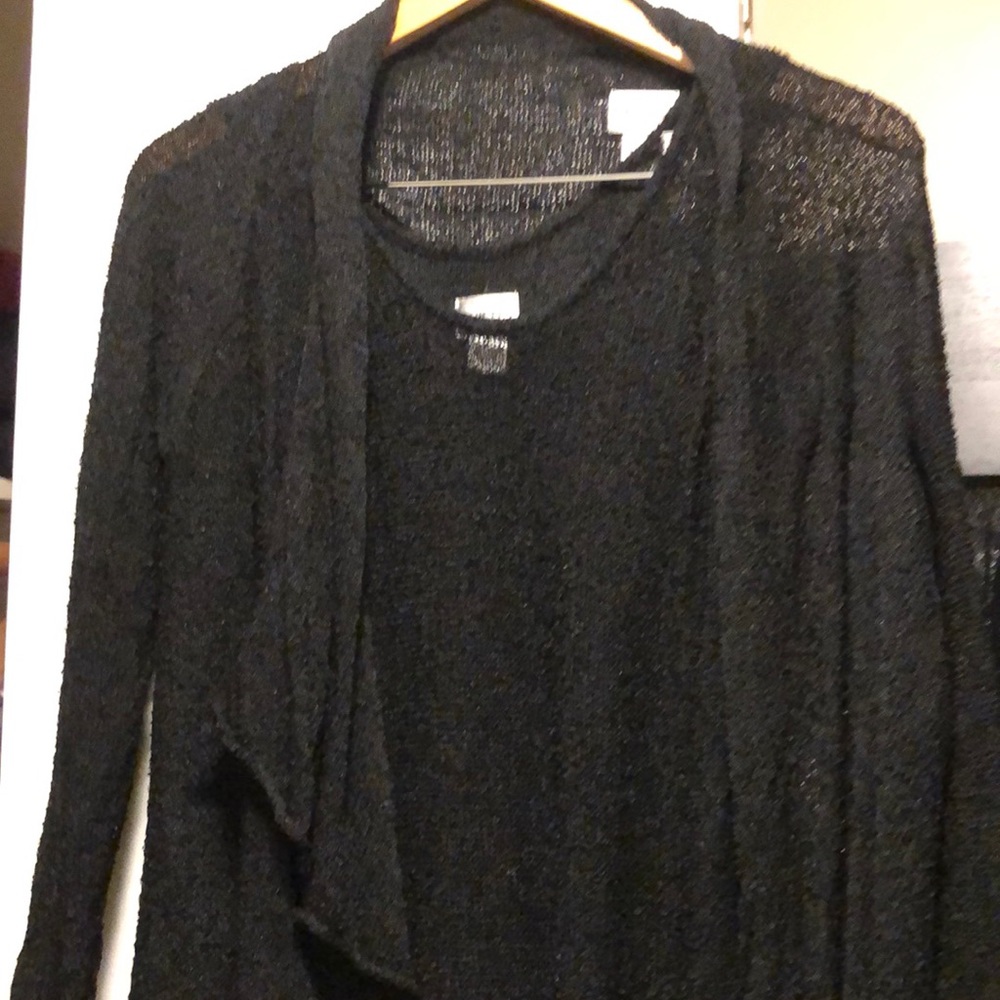 Chico-2 piece set.  Black knit tanktop w/sweater